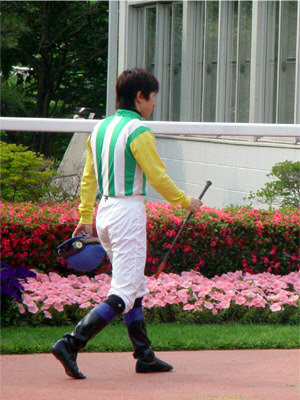 �g�����l�R��